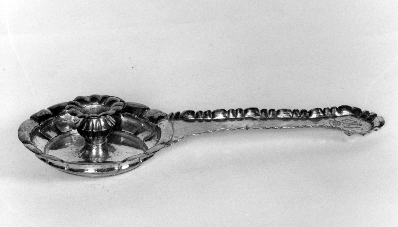 bugia - bottega veneziana (prima metà sec. XX)