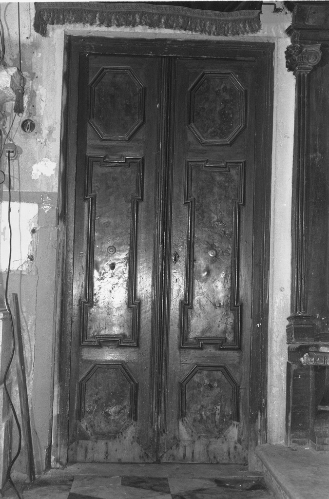 porta - a due battenti - ambito veneto (terzo quarto sec. XVIII)