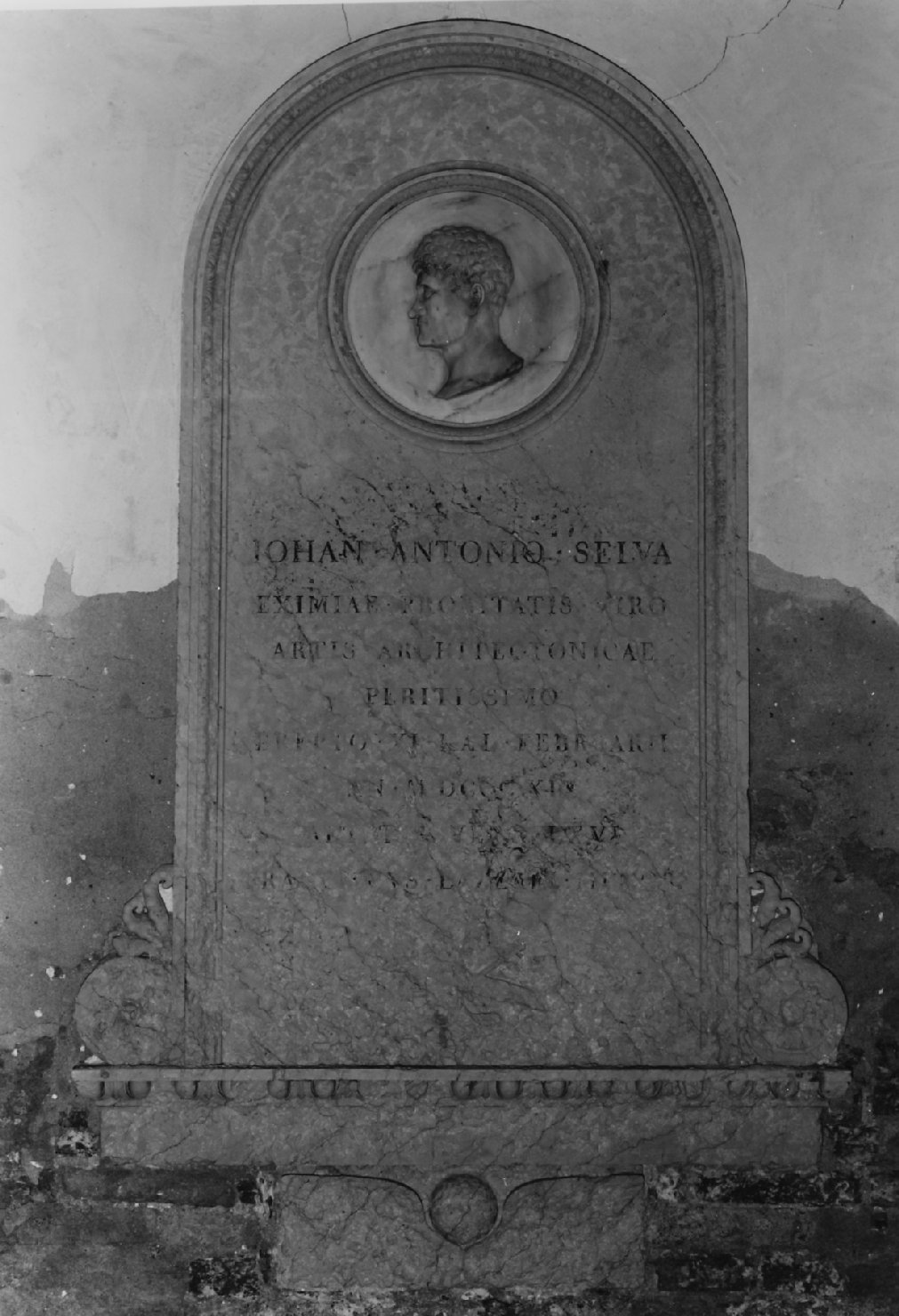 cenotafio di Fadiga Domenico (sec. XIX)