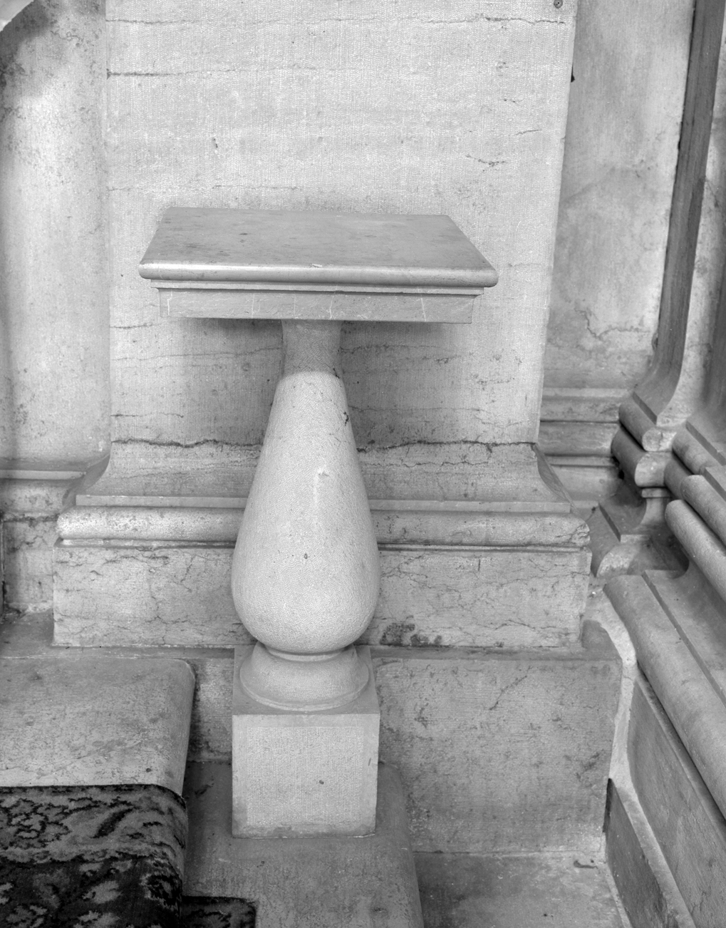 mensola, serie - ambito veneto (prima metà sec. XVII)