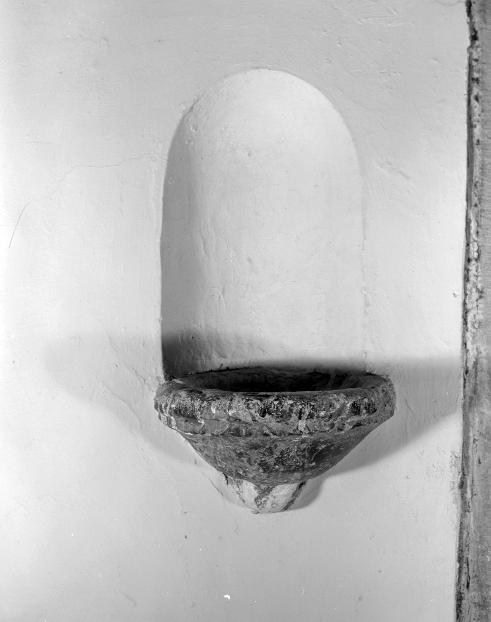 acquasantiera - ambito veneto (secc. XVI/ XVII)