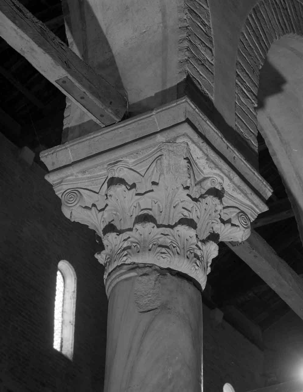 capitello - ambito bizantino (sec. V)