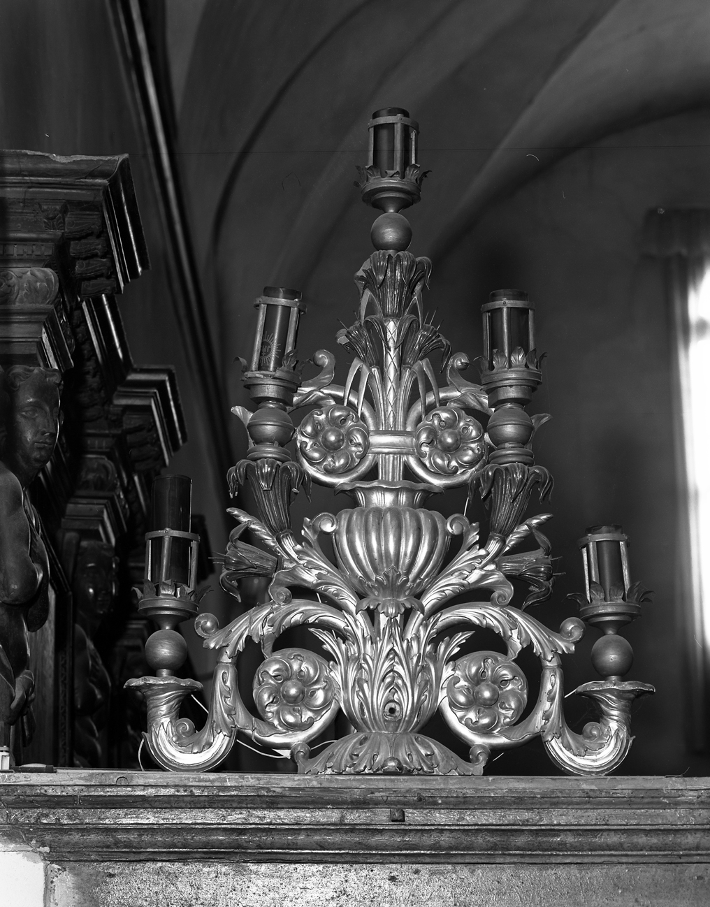 candelabro, serie - ambito veneziano (secc. XV/ XVI)