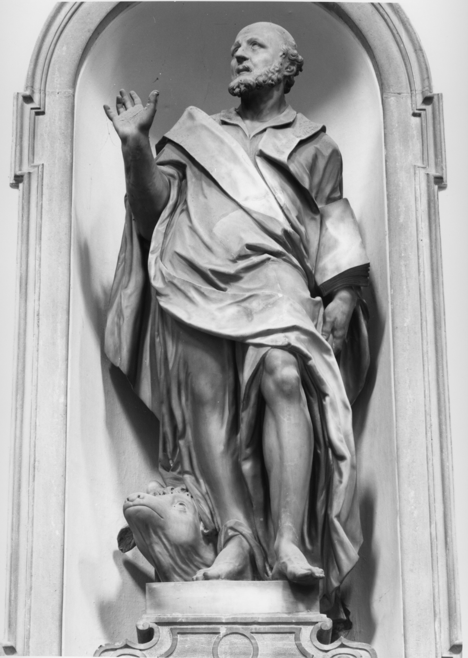 simbolo di San Luca: bue/ San Luca (statua) di Bernardi Giuseppe detto Giuseppe Torretti (sec. XVIII)