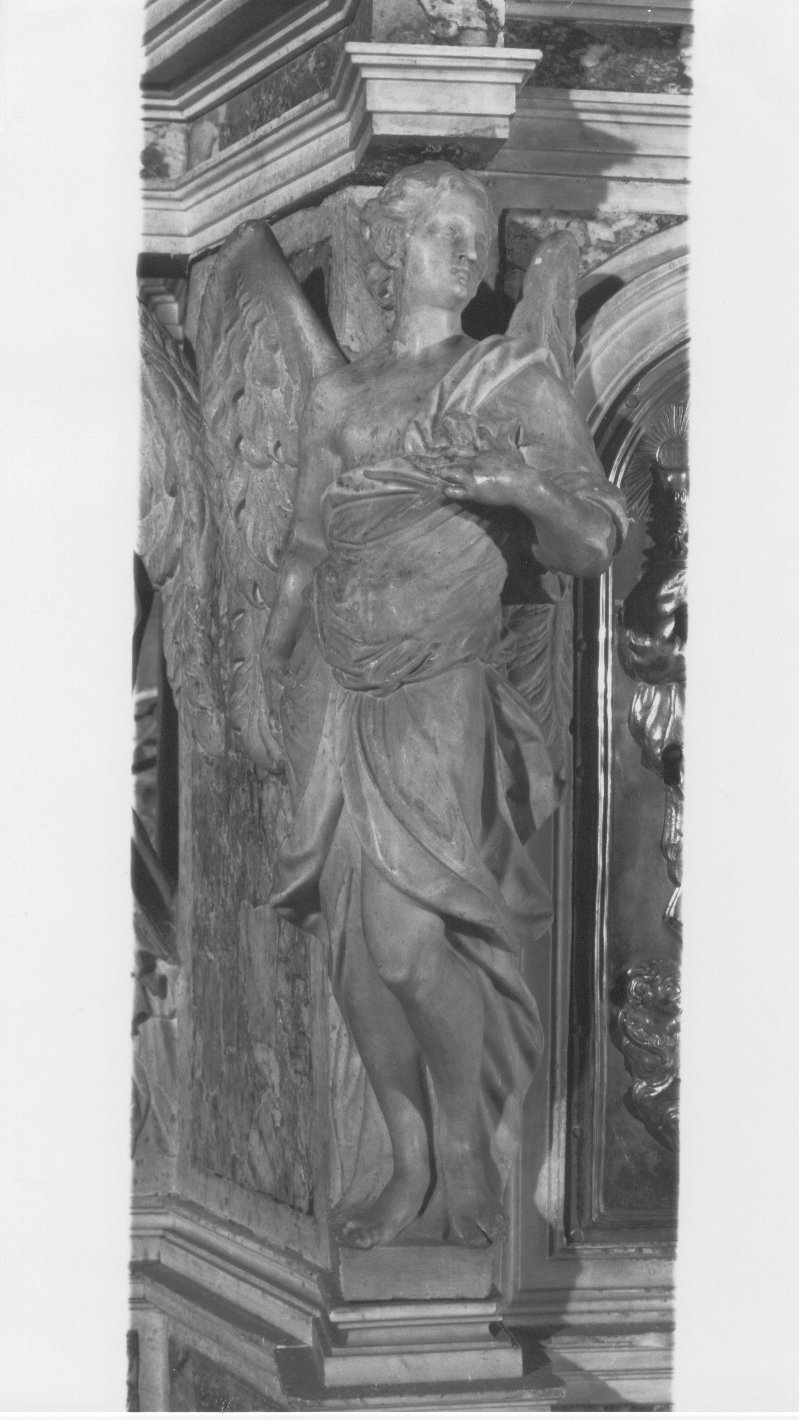 angelo (scultura) di Bernardi Giuseppe detto Giuseppe Torretti (sec. XVIII, sec. XVIII)