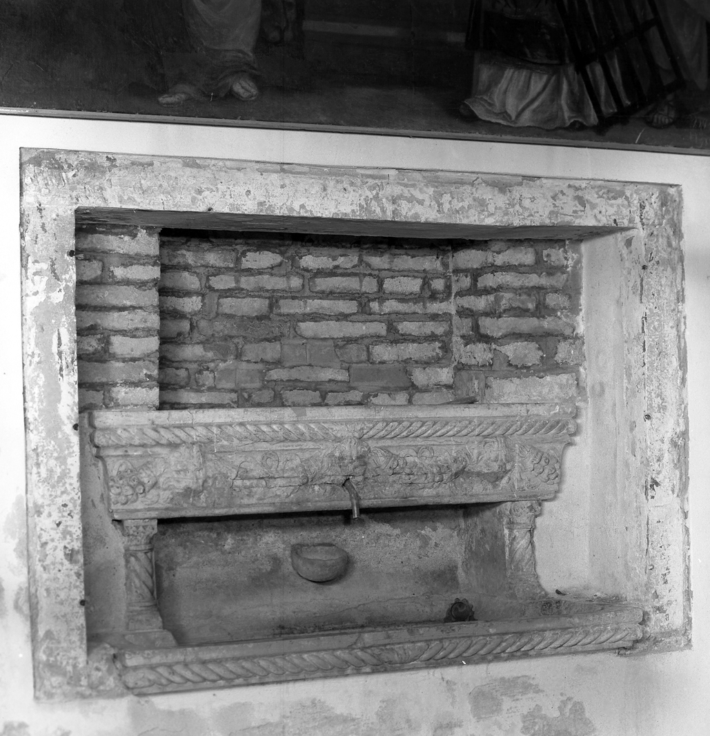 lavabo da sacrestia - ambito veneto (prima metà sec. XVI)