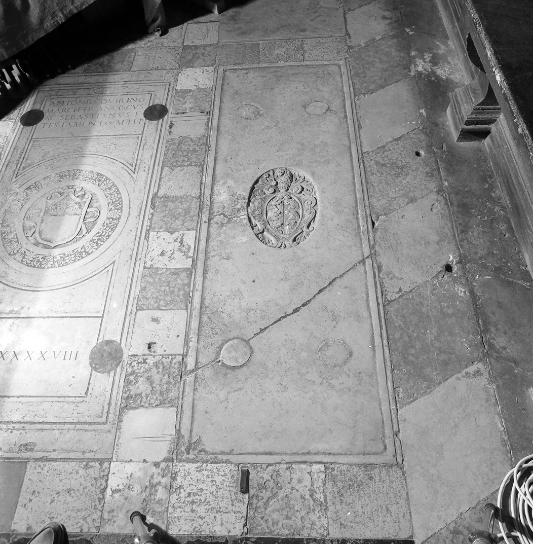lapide tombale - ambito veneto (secc. XVI/ XVII)