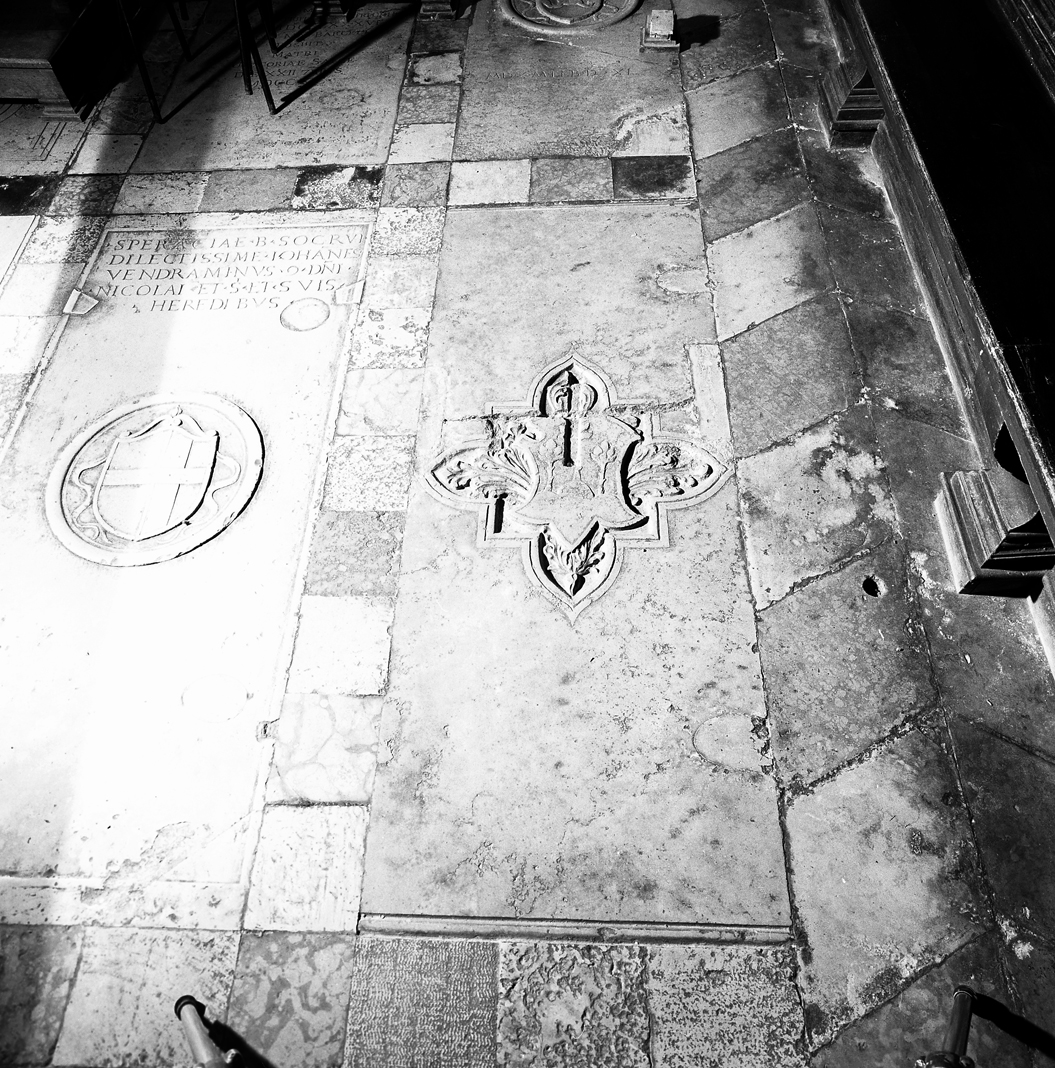 lapide tombale - ambito veneto (sec. XV)