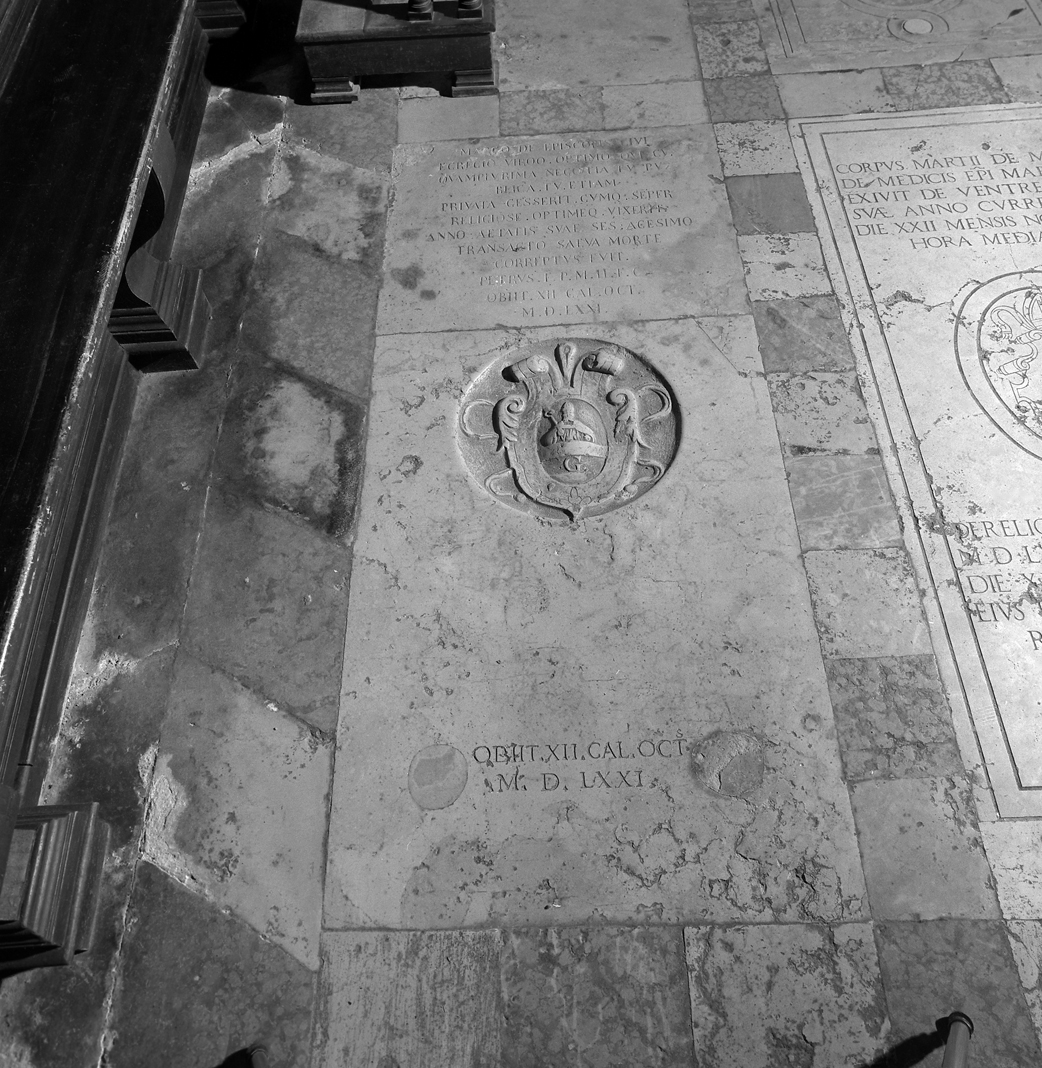 lapide tombale - ambito veneto (sec. XVI)