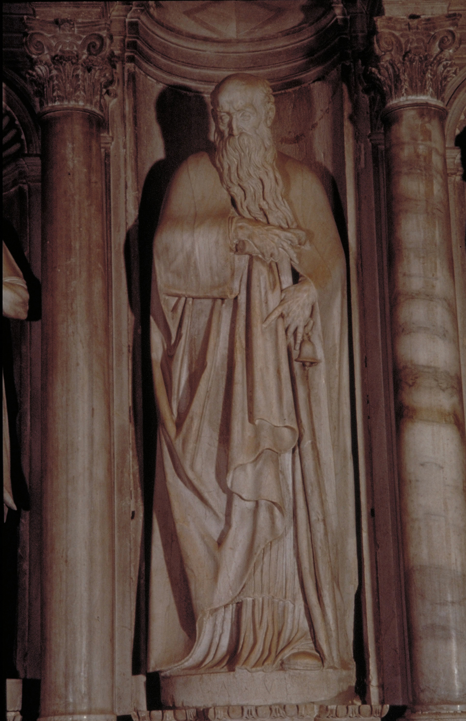 Sant'Antonio Abate (statua, elemento d'insieme) di Vittoria Alessandro (seconda metà sec. XVI)