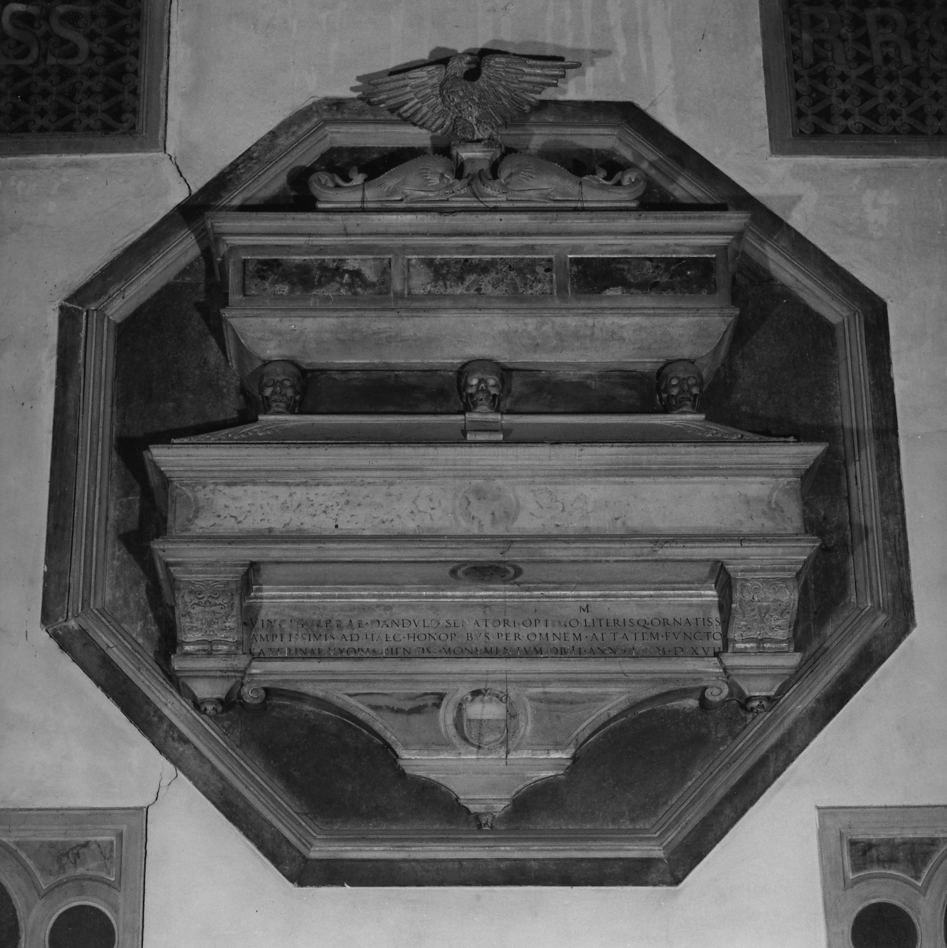 monumento funebre, insieme - ambito veneziano (sec. XVI)