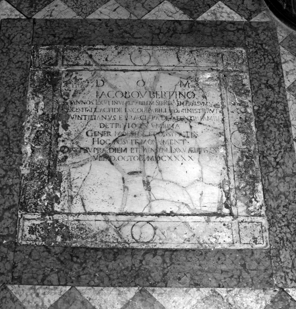 lastra tombale - produzione veneziana (sec. XVII)