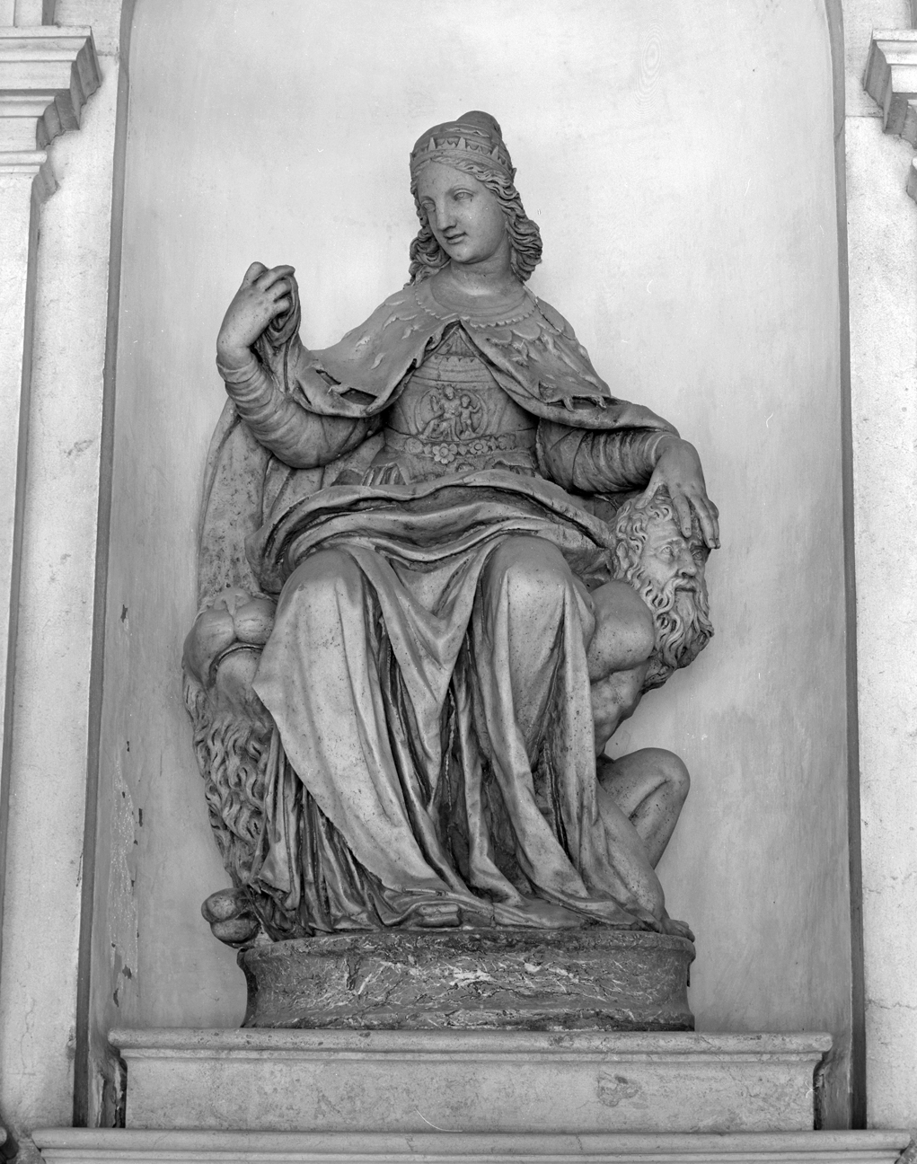 allegoria di Venezia (statua) di Paliari Giovanni Battista (secondo quarto sec. XVII)