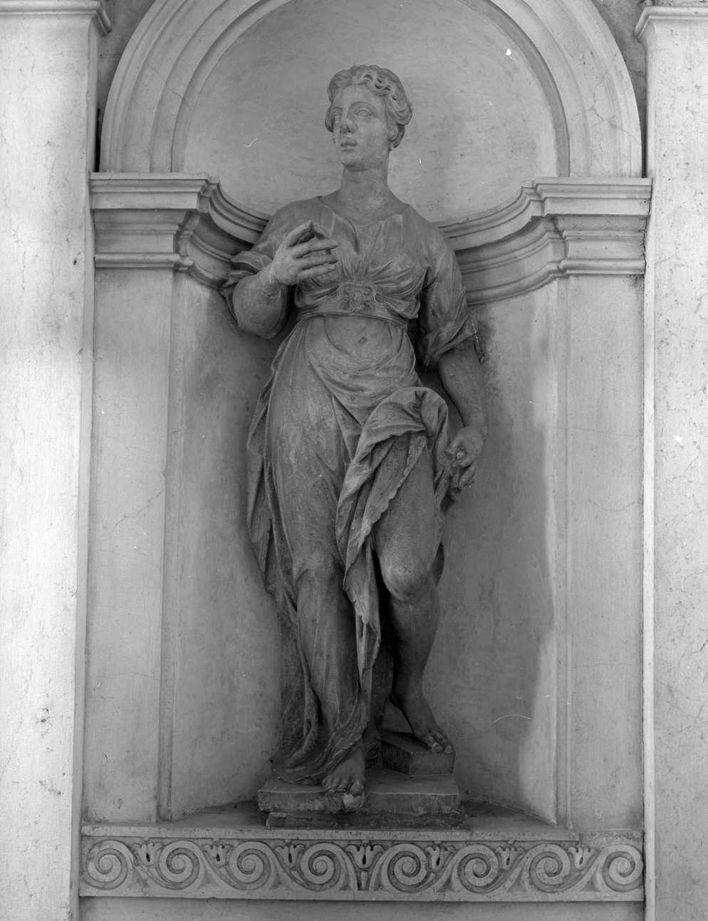 allegoria della Giustizia (statua) di Paliari Giovanni Battista (secondo quarto sec. XVII)