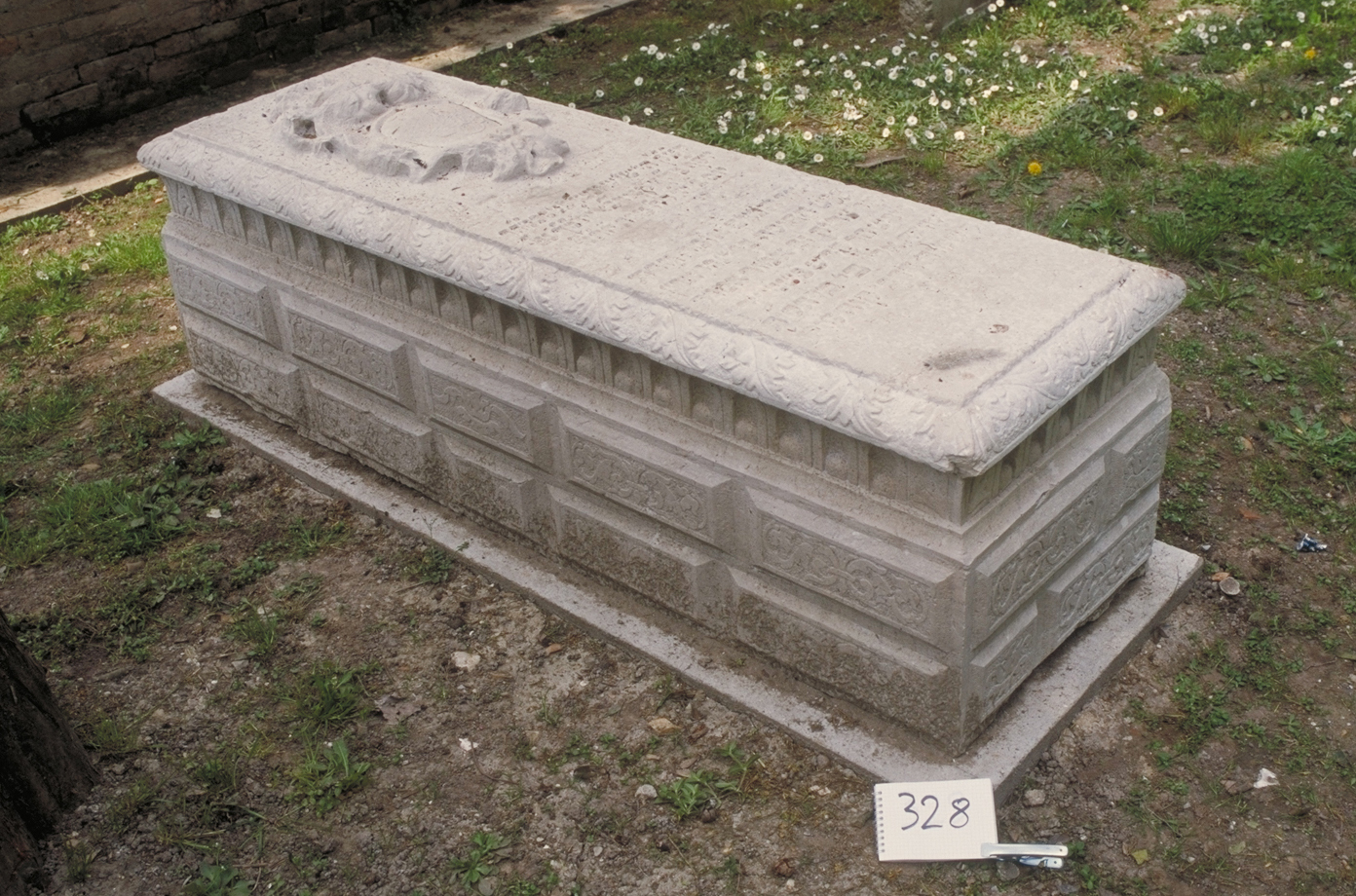 iscrizione (sarcofago) - ambito veneto (sec. XVII)