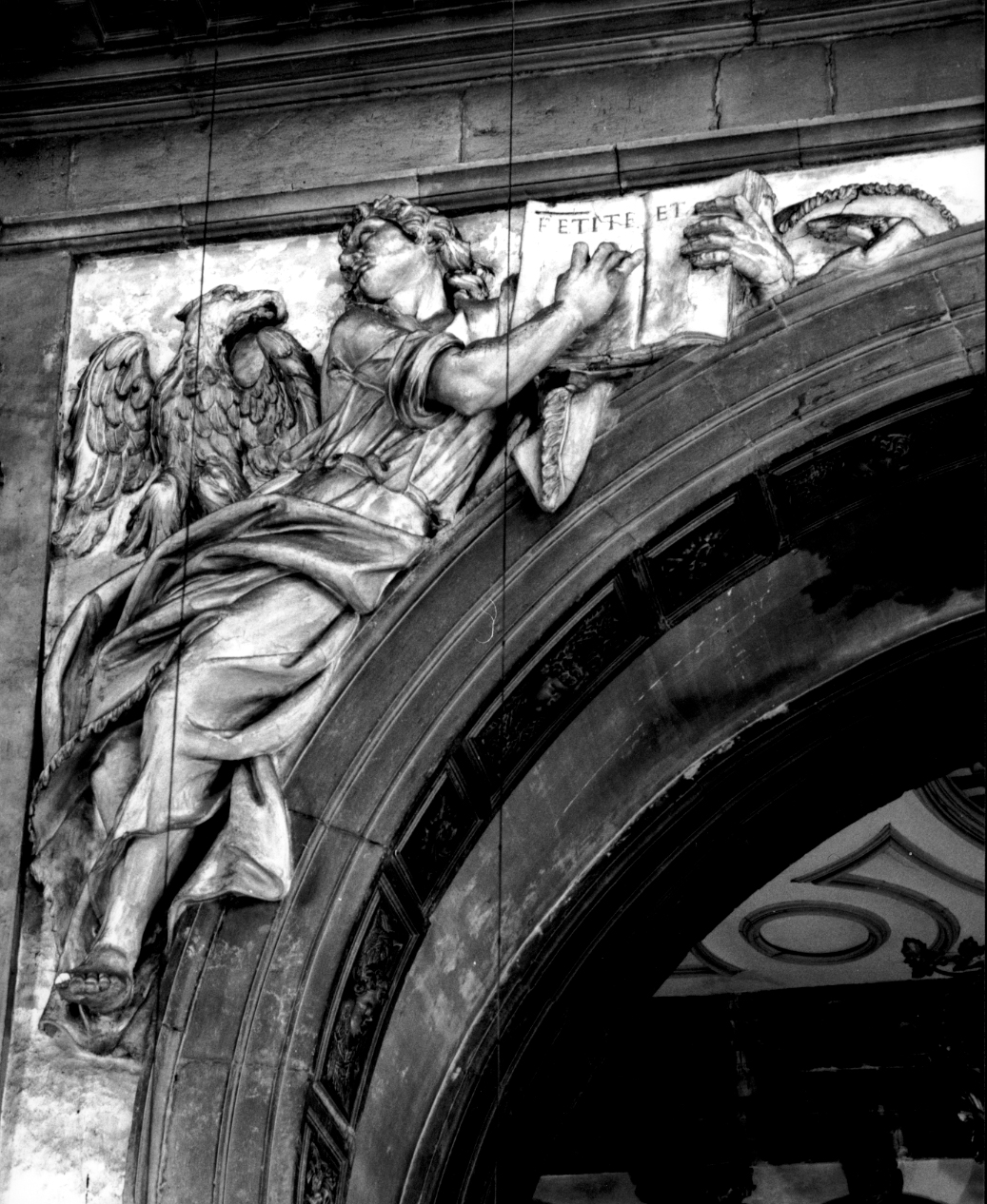 San Giovanni Evangelista (statua) di Ruer Tommaso (seconda metà sec. XVII)