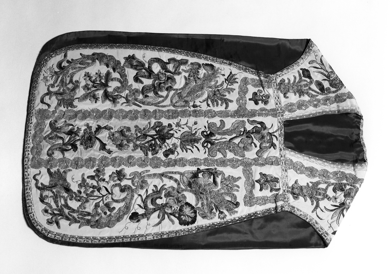 paramento liturgico, insieme - manifattura veneziana (sec. XIX)