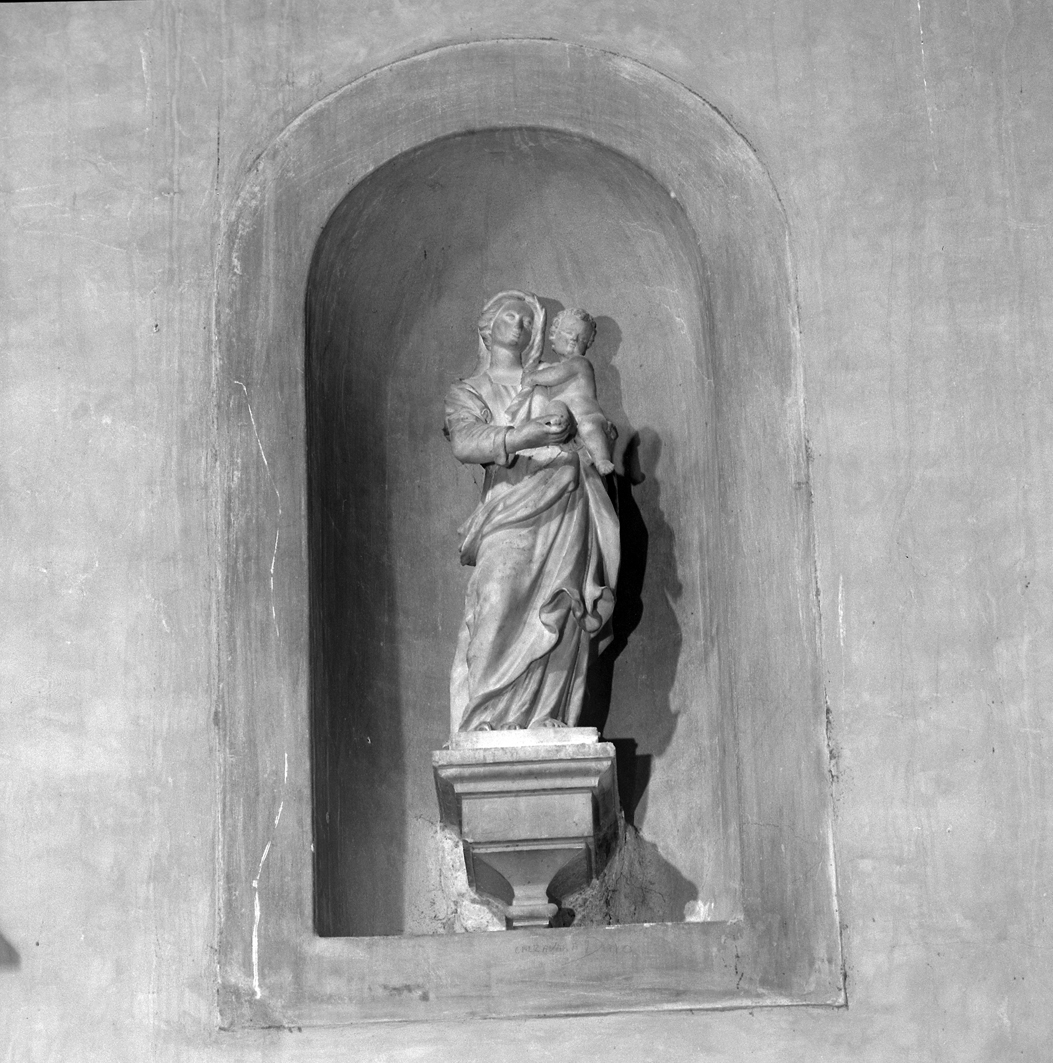 Madonna con Bambino (statua) di Groppelli Giambattista (attribuito) (fine sec. XVII)