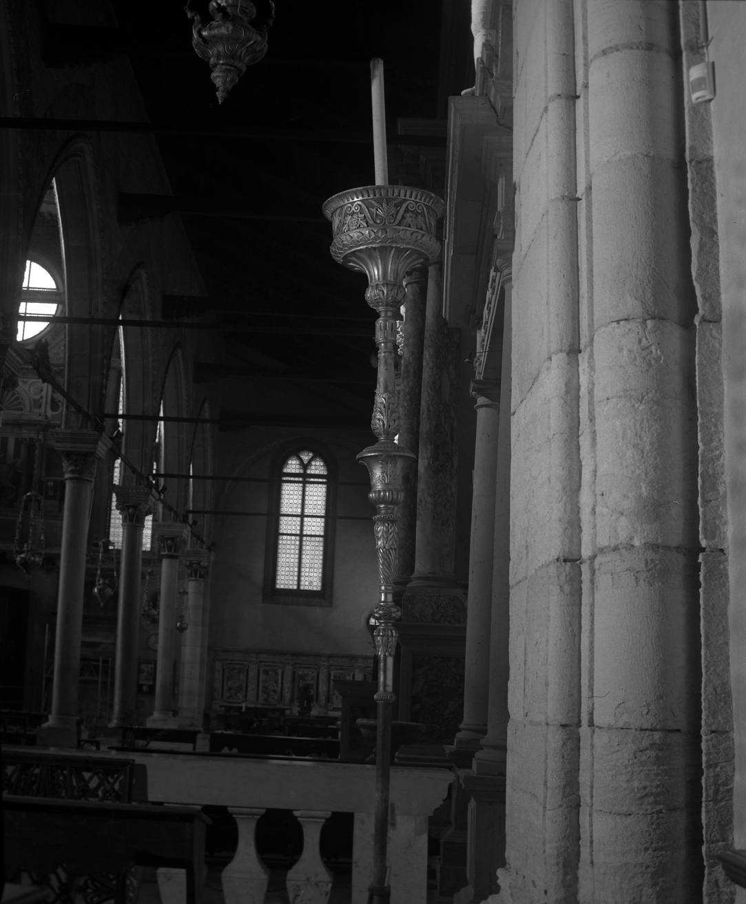 candelabro portatile - ambito veneto (seconda metà sec. XIX)