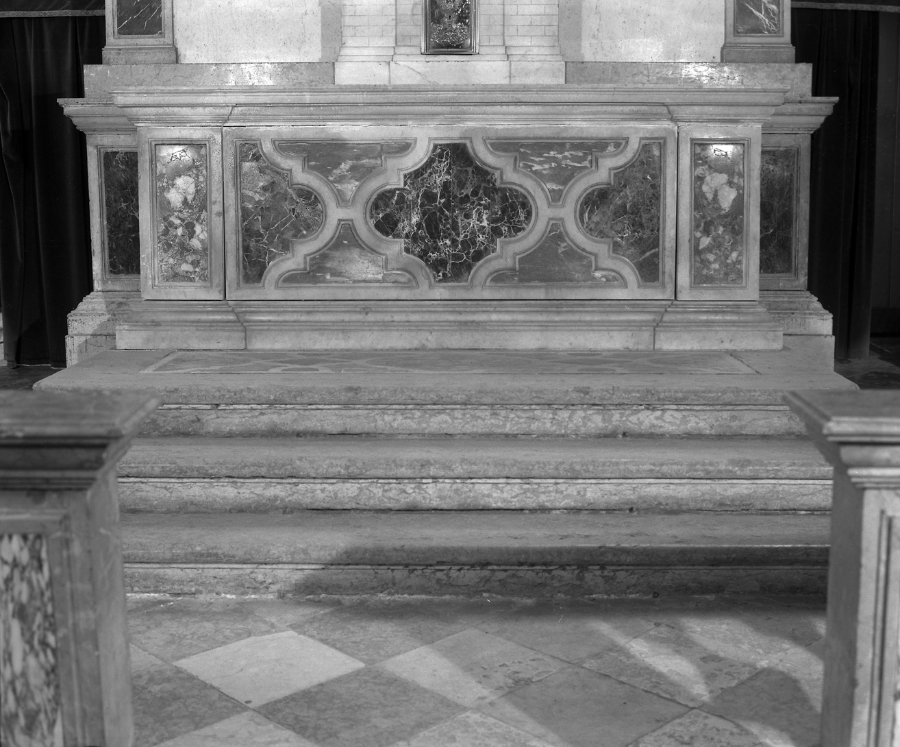 mensa d'altare, elemento d'insieme di Del Moro Giulio (sec. XVII)