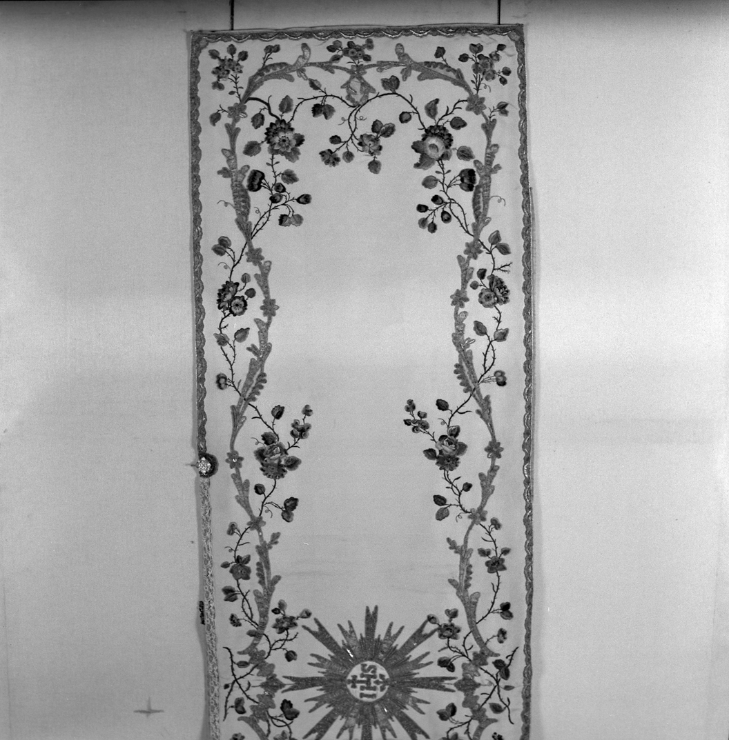 velo omerale - manifattura italiana (ultimo quarto sec. XVIII)