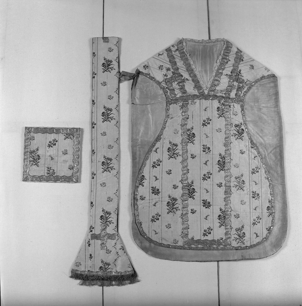 paramento liturgico, insieme - manifattura italiana (ultimo quarto sec. XVIII)