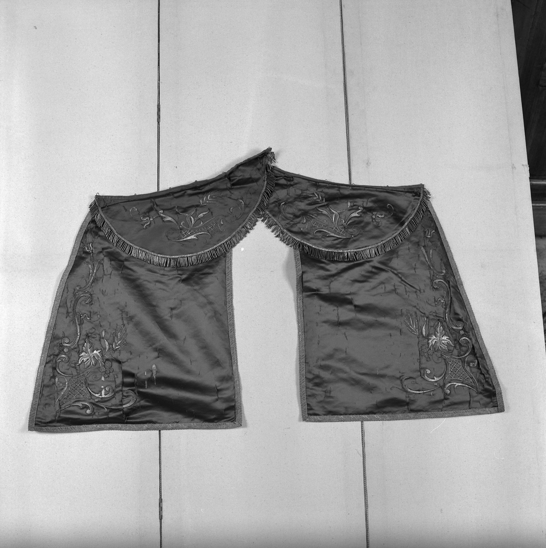 tendina - manifattura italiana (metà sec. XX)