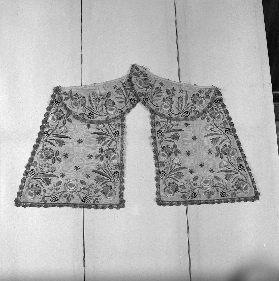 tendina - manifattura italiana (metà sec. XX)