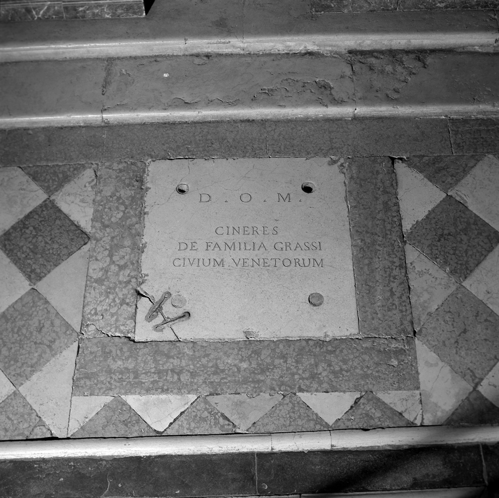 lastra tombale - ambito veneziano (sec. XVI)