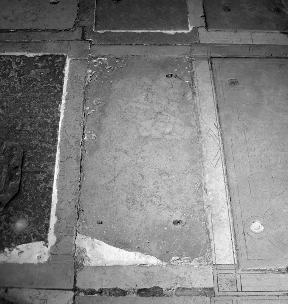 lastra tombale - ambito veneziano (sec. XVII)