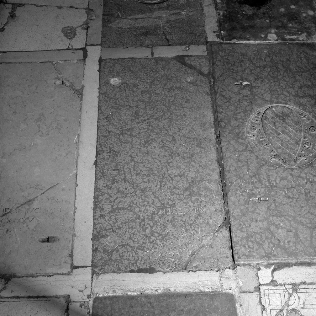 lastra tombale - ambito veneziano (sec. XVII)