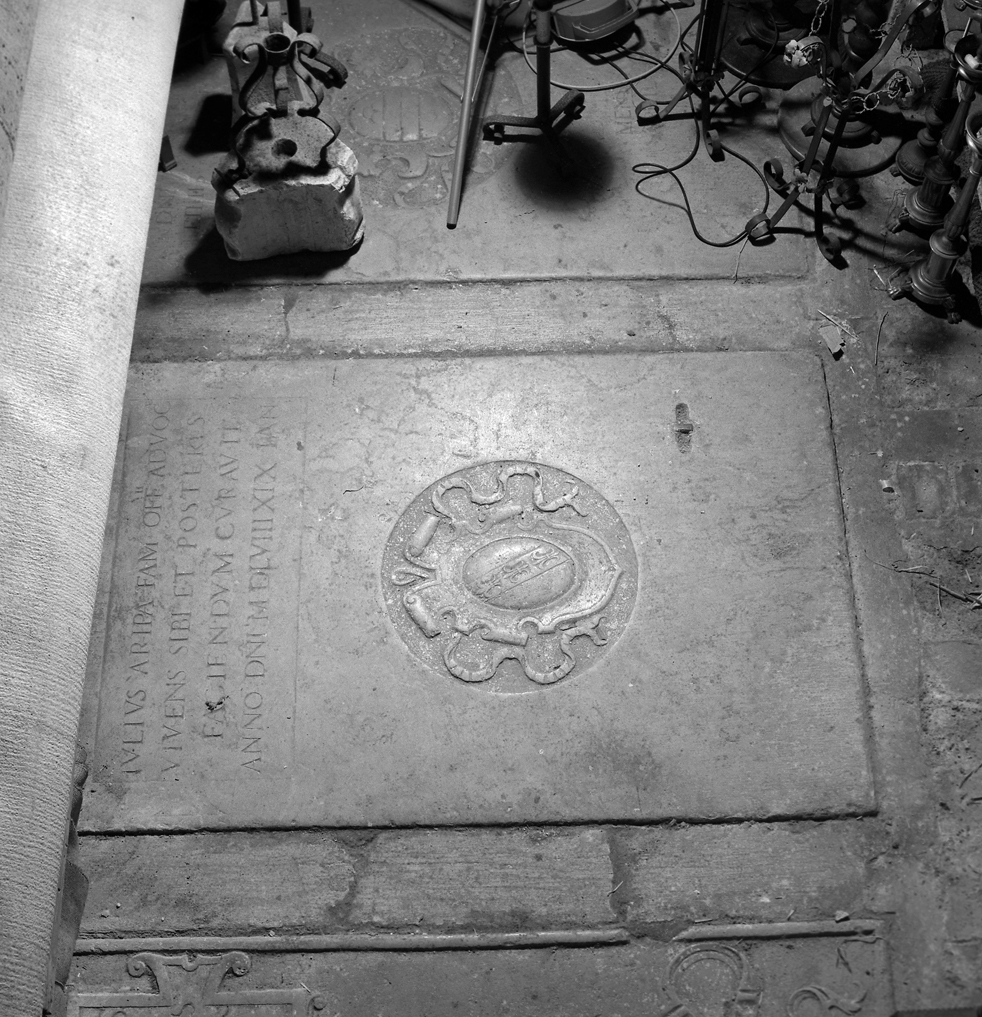 lastra tombale - ambito veneto (sec. XVI)