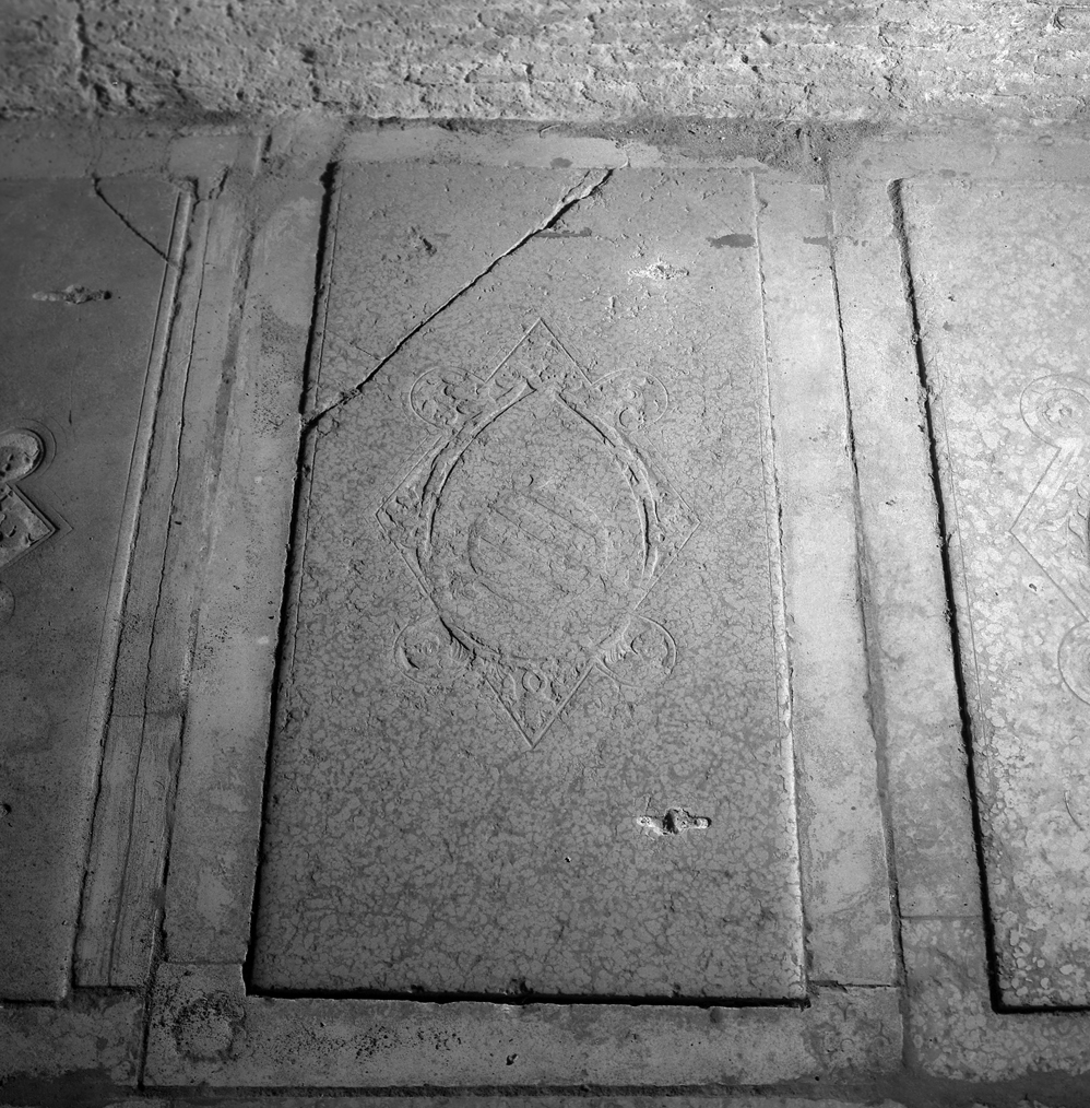 lastra tombale - ambito veneto (sec. XV)