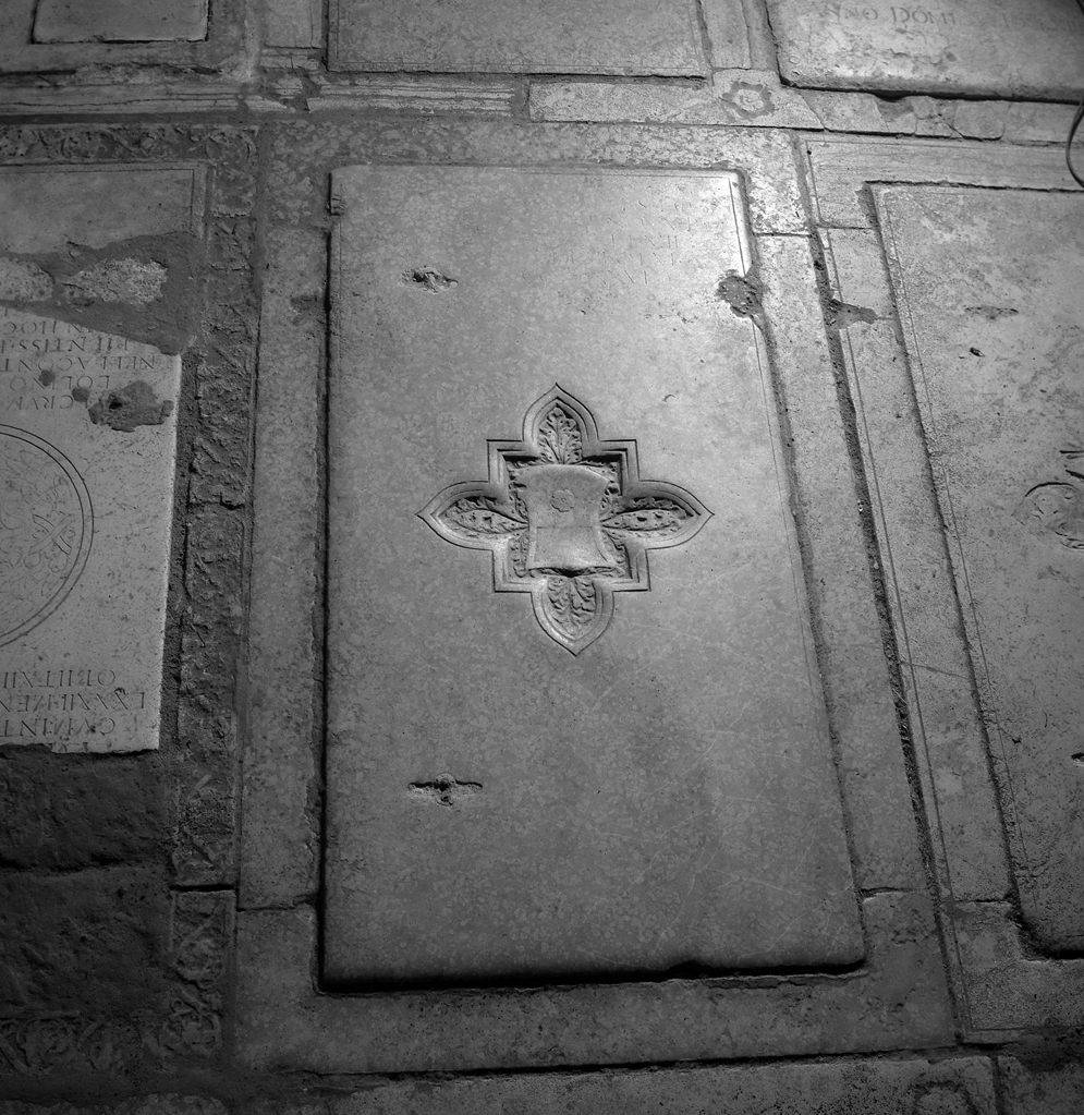 lastra tombale - ambito veneto (sec. XV)