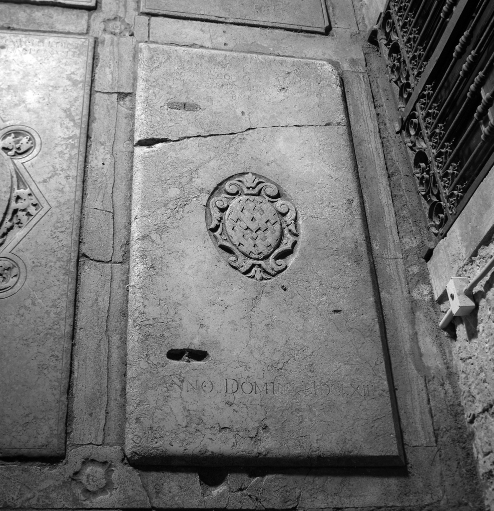 lastra tombale - ambito veneto (sec. XVI)