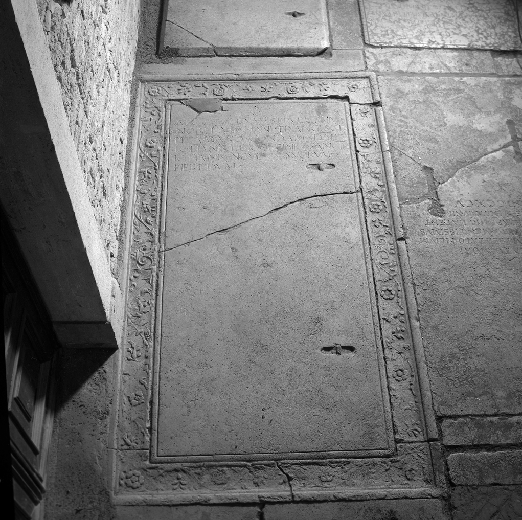lastra tombale - ambito veneto (sec. XVII)