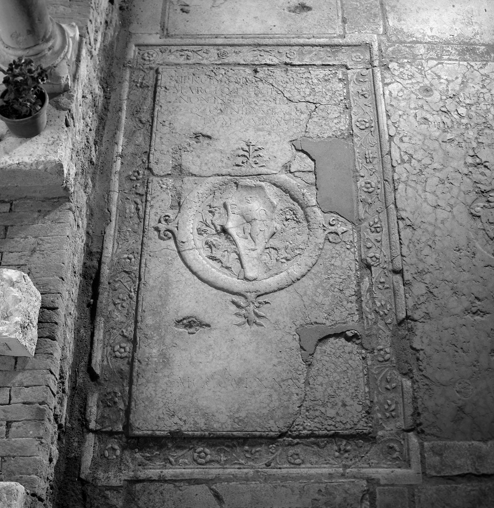 lastra tombale - ambito veneto (sec. XV)