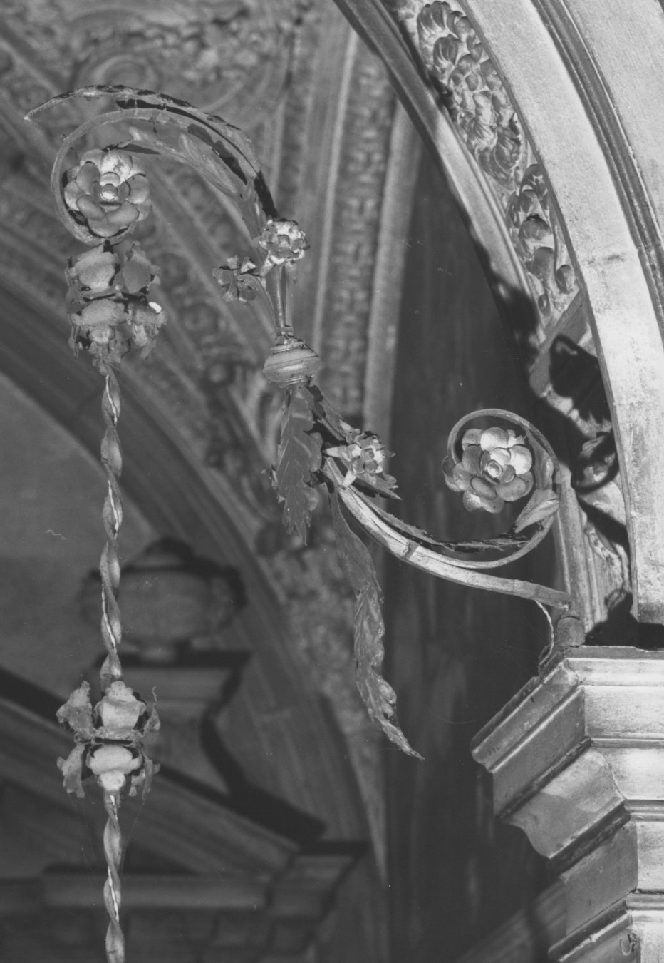 braccio portalumi da chiesa, serie - bottega veneta (sec. XVIII)