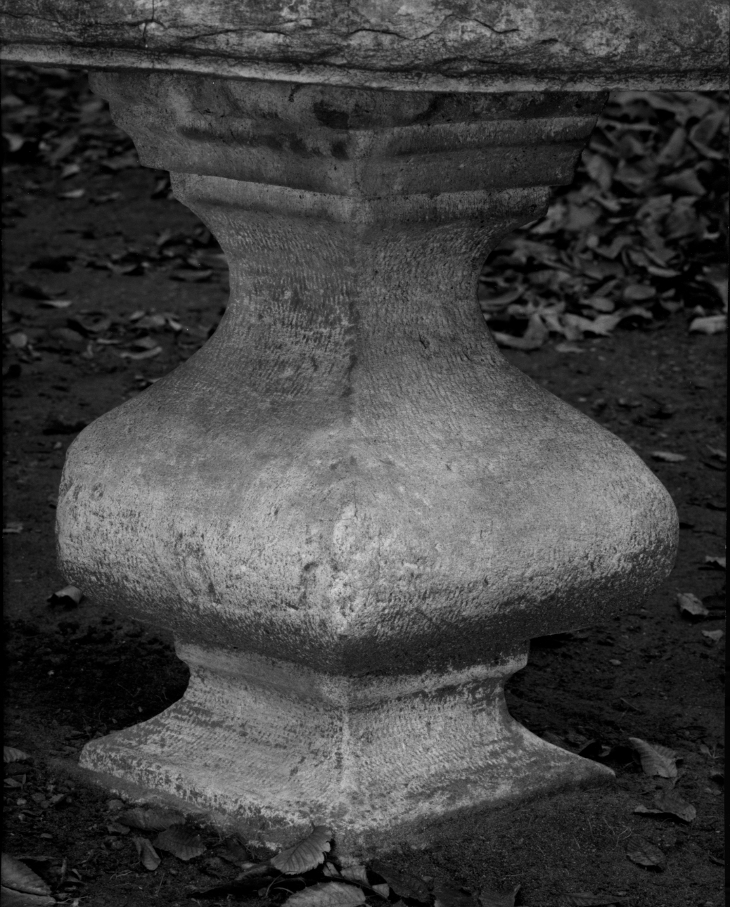 piedistallo, elemento d'insieme - ambito veneto (sec. XVIII)