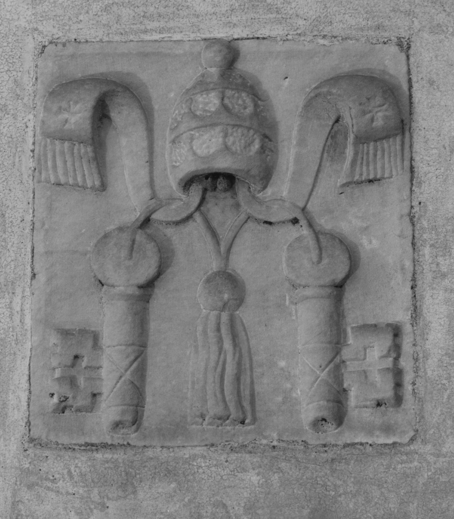 INSEGNA PAPALE (rilievo) - ambito veneto (terzo quarto sec. XVIII)