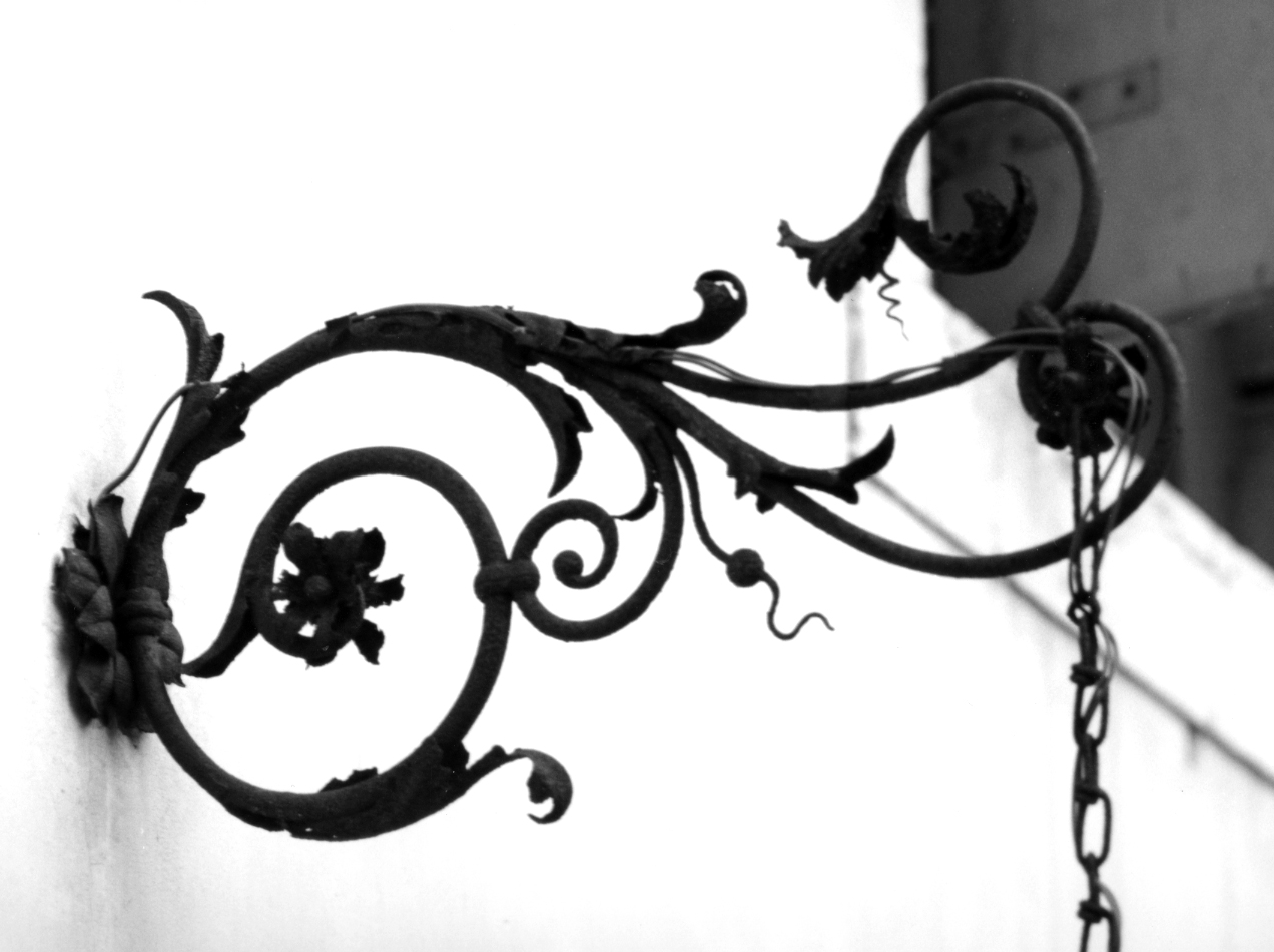 candeliere da parete, elemento d'insieme - ambito veneto (sec. XVIII)