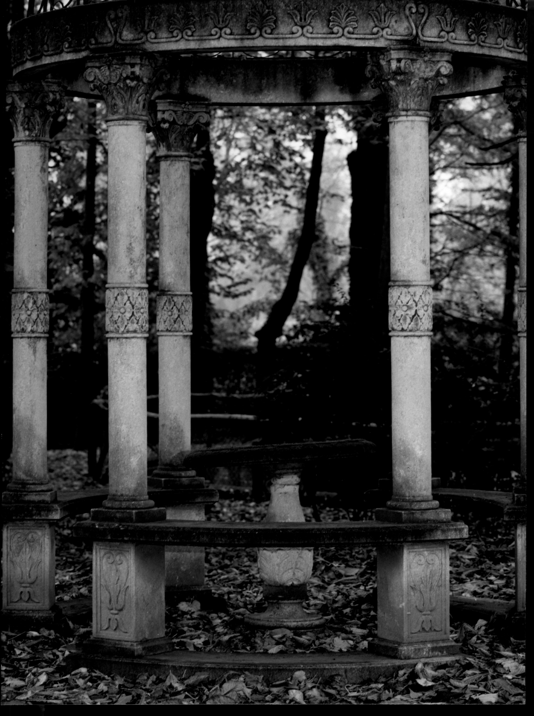 colonna, elemento d'insieme - ambito veneto (inizio sec. XX)