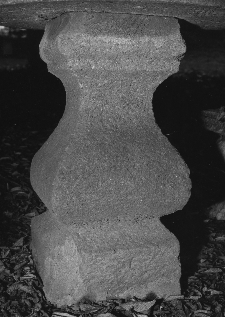 piedistallo, elemento d'insieme - ambito veneto (sec. XVIII)