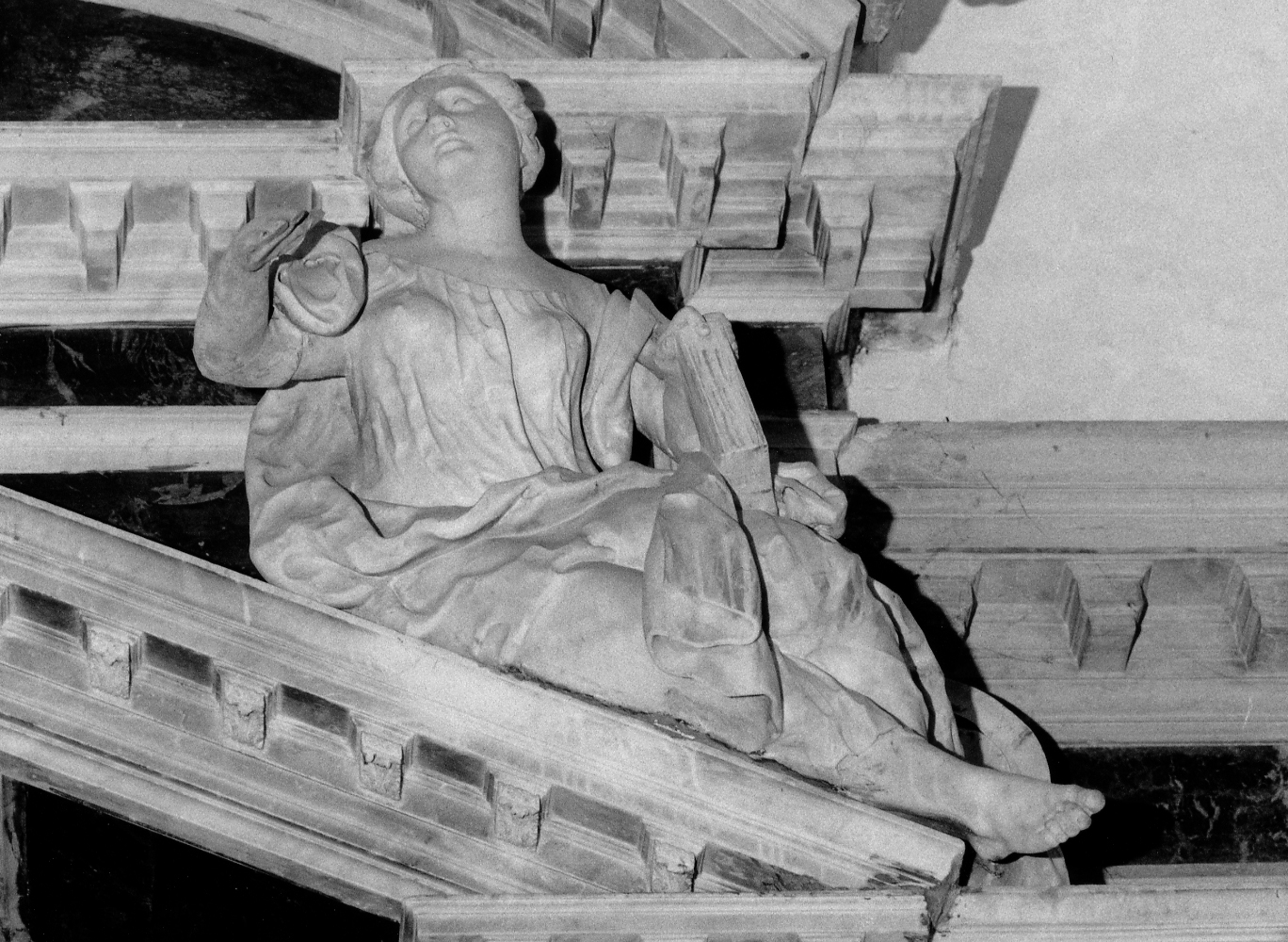 figura femminile (statua, elemento d'insieme) - bottega veneziana (sec. XVII)