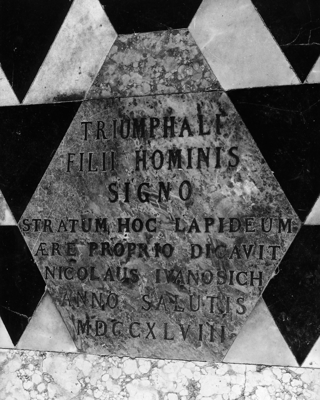 lastra tombale - ambito veneziano (sec. XVIII)