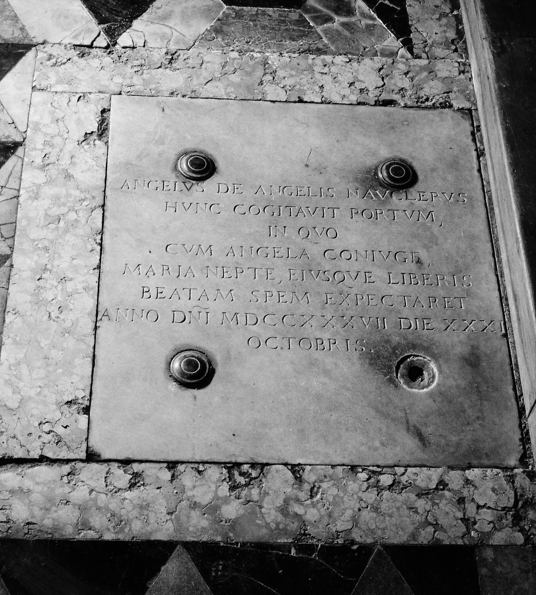 lastra tombale - ambito veneziano (sec. XVIII)