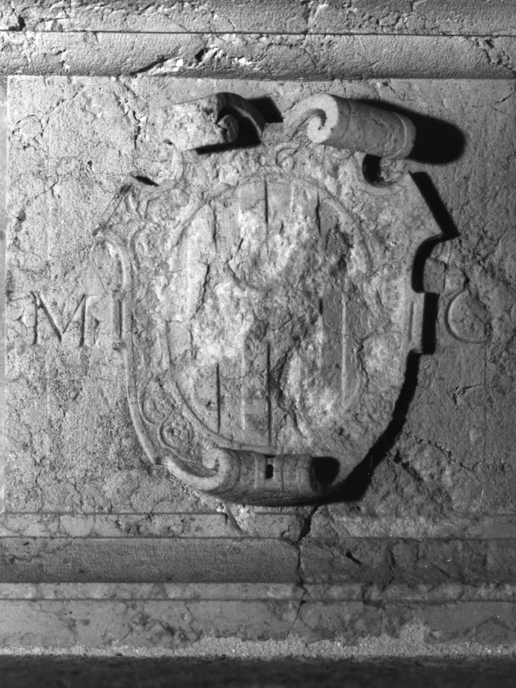 base di colonna, elemento d'insieme di Antonio da Gazin (sec. XVI)