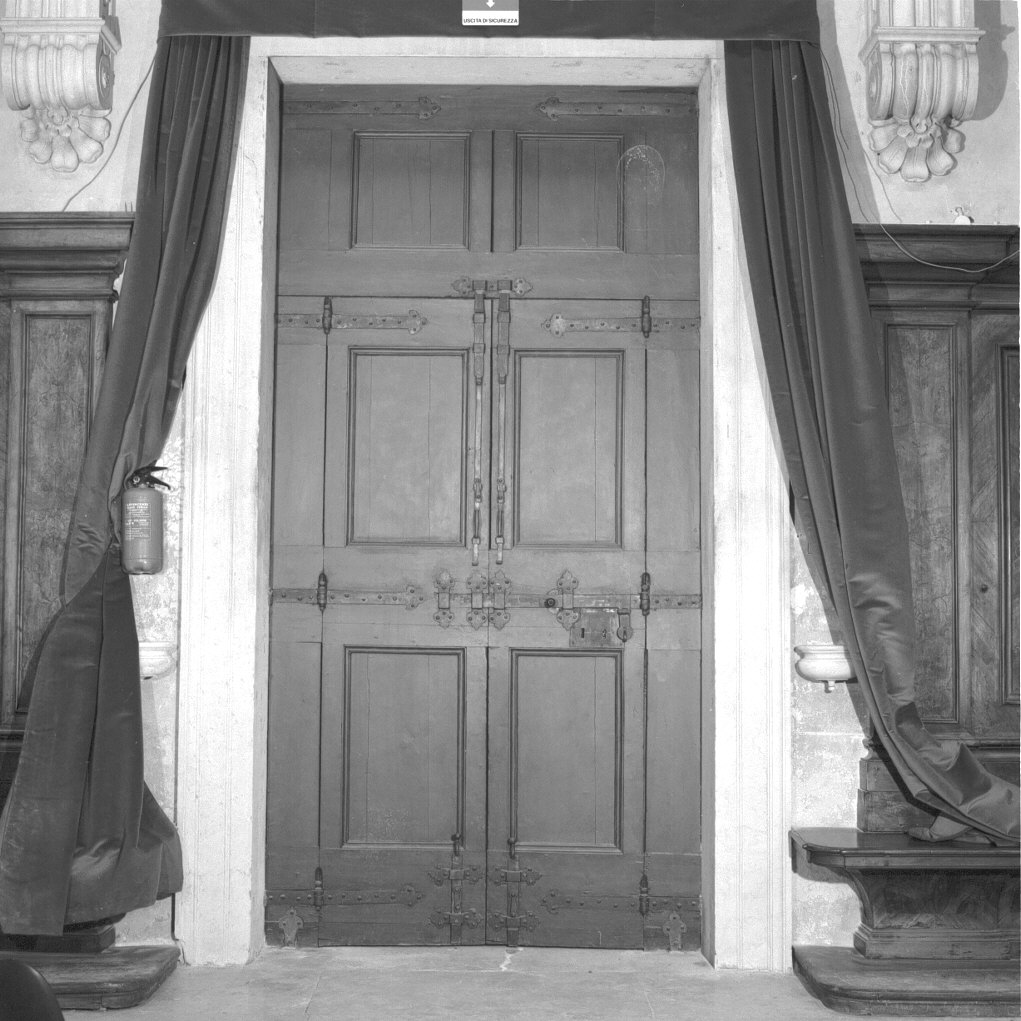 porta - a due battenti, serie - bottega veneta (terzo quarto sec. XVIII)