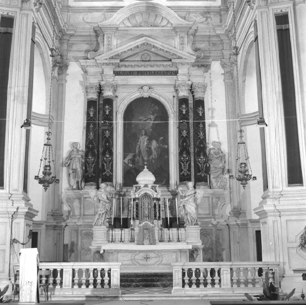 altare maggiore di Massari Giorgio (seconda metà sec. XVIII)