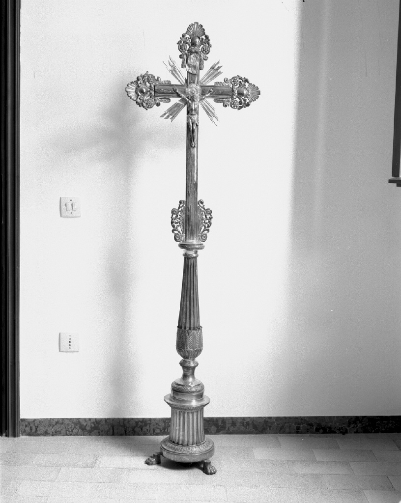 croce d'altare - bottega veneta (prima metà sec. XIX)